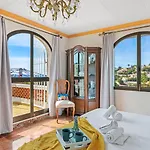 Axel - Plusholidays Villa