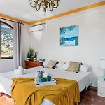 Villa Axel - Plusholidays *