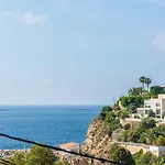 Axel - Plusholidays Villa Calpe